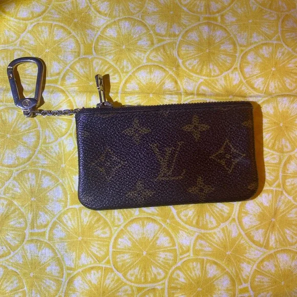 ***SOLD***Louis Vuitton Monogram Zip Pouch Key Cles Authentic - Picture 2 of 6